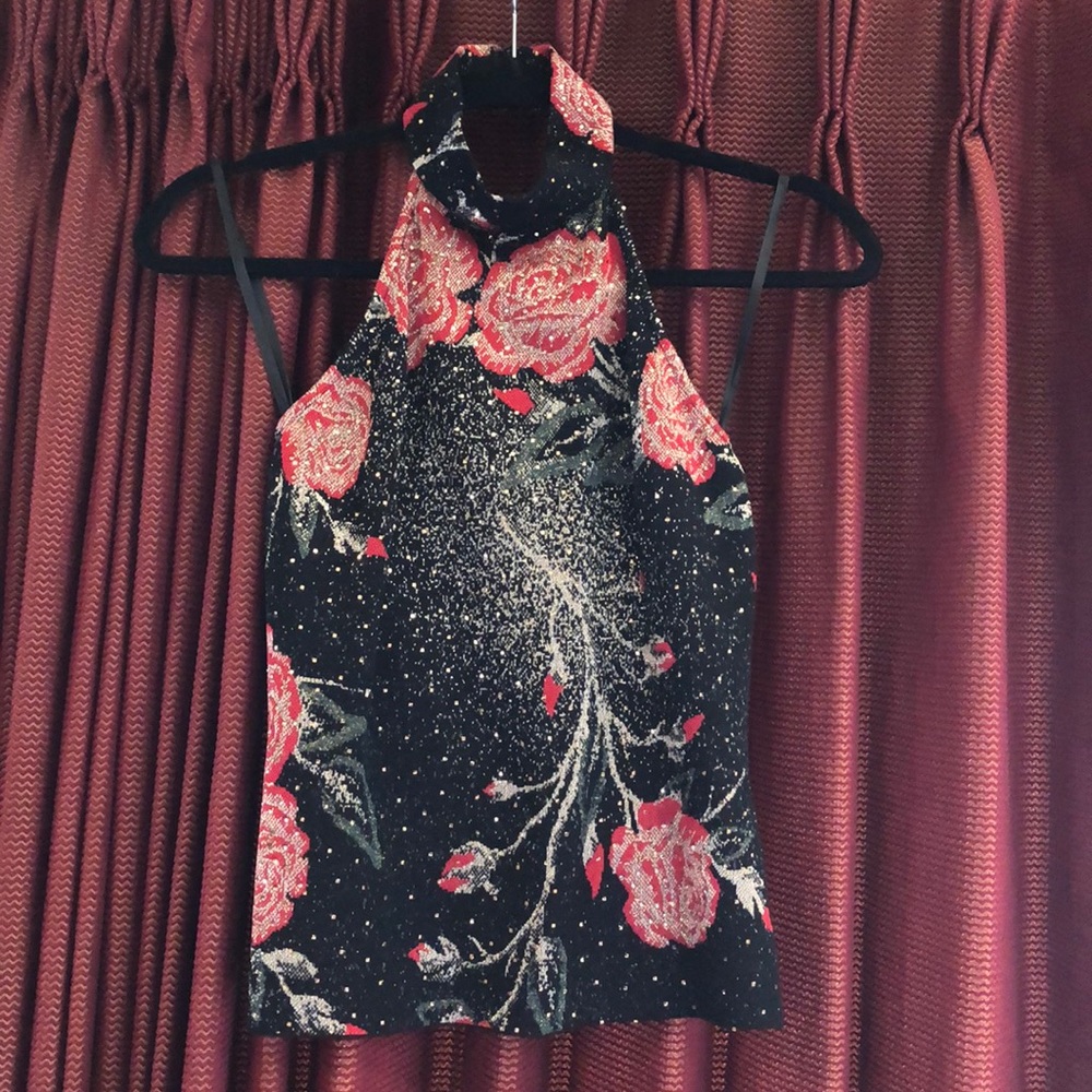 St. John, Halter Top. Size: 2